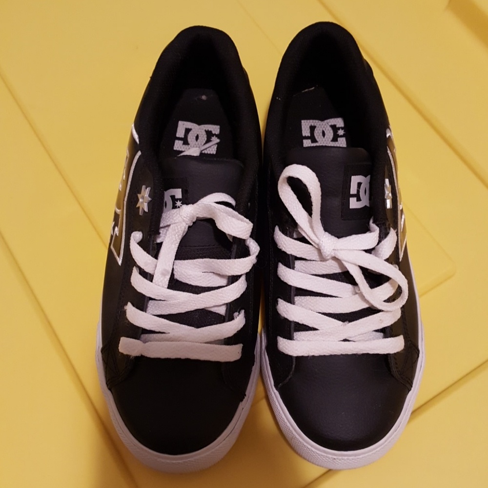 DC Women skate Shoes
